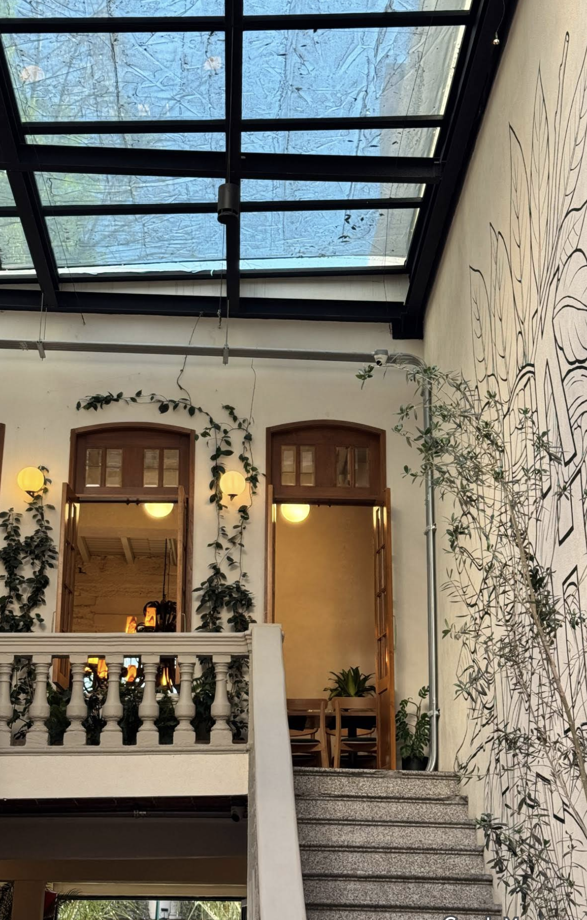 Vista del atrio desde la ventana